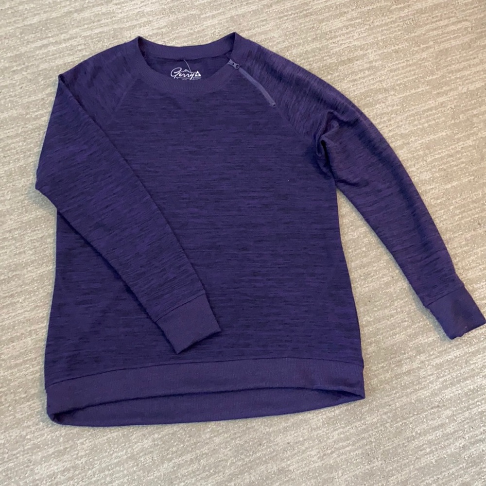 Gerry Size Large Long Sleeve